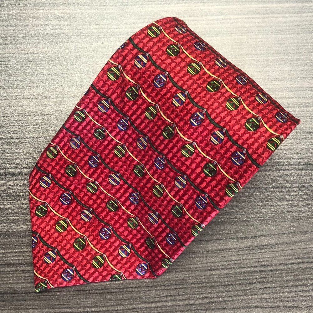 FN Tie 100% Silk Red Christmas Holiday String of Ornaments Xmas Made in USA